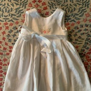 Teresa Alecrim white dress